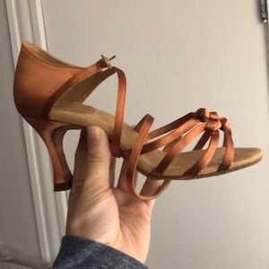 Ballroom shoes